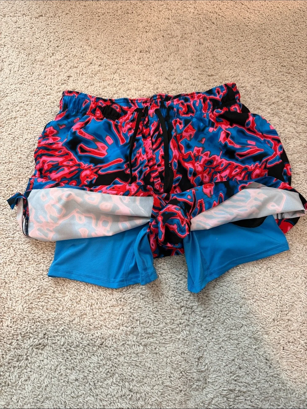Under Armour Swim Trunks w/ boxer liner - Medium